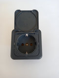 Toma de corriente 230 V antracita con tapa 16 A